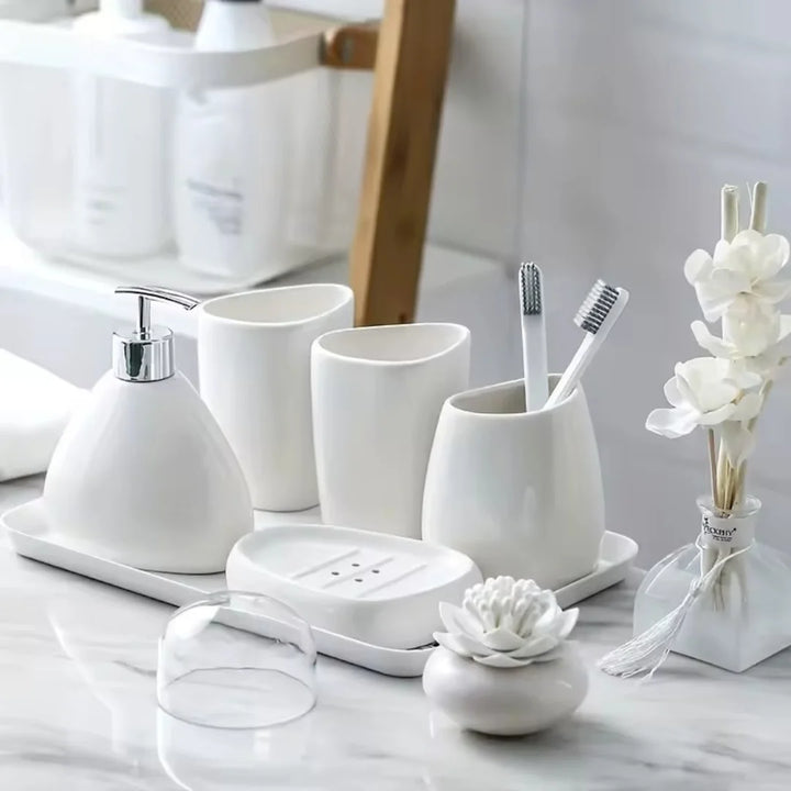 Kit banheiro de cerâmica Casavelle com saboneteira elegante em design premium
